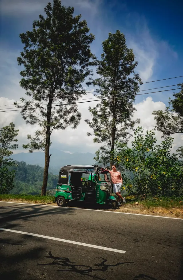 Ella day tours by tuk-tuk
