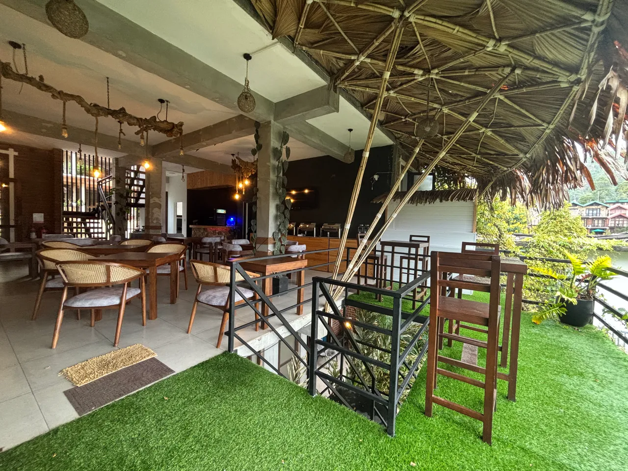 King Double Room with Mountain View