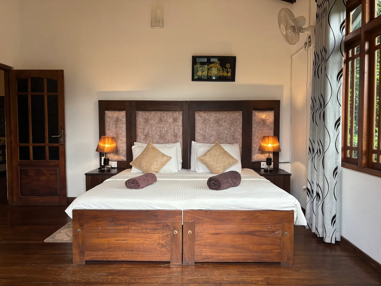 Deluxe Double Room with Mountain View